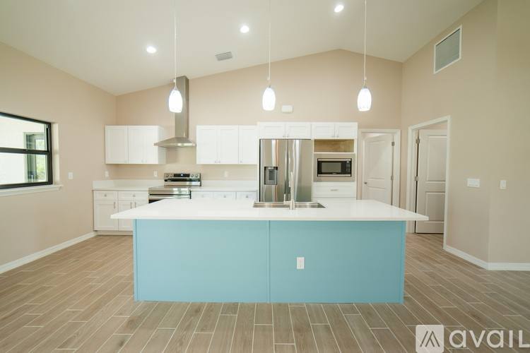 House for rent at 9408 Portillo Ave, Englewood, FL 34224