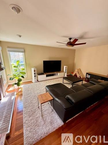 House for rent at 3774 Rolling Hills Rd, Lake Orion, MI 48359