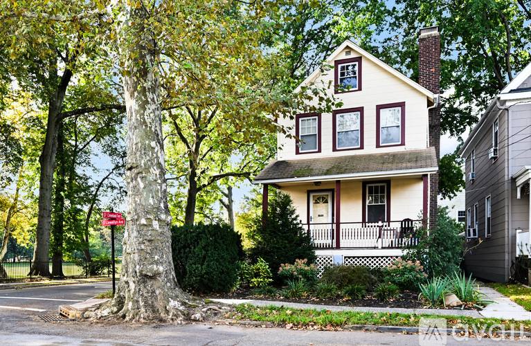 42 Llewellyn Ave #1, Bloomfield, NJ 07003 - Apartment for Rent - Image 2