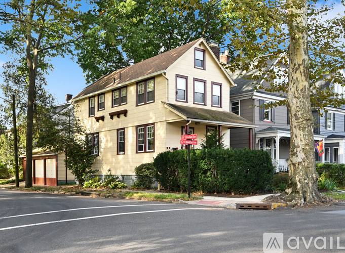 42 Llewellyn Ave #1, Bloomfield, NJ 07003 - Apartment for Rent