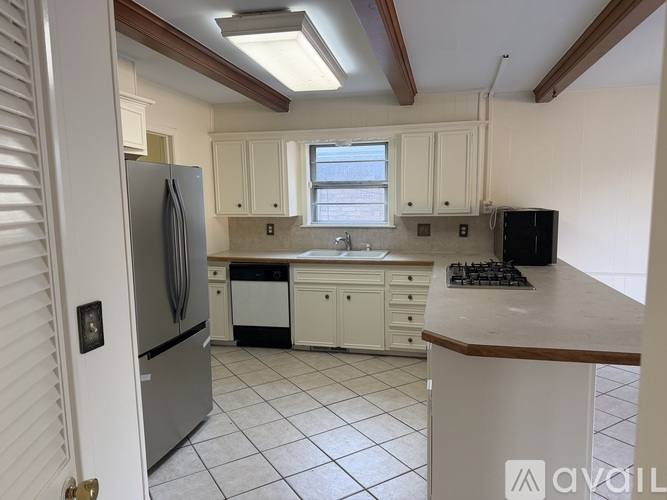House for rent at 2611 S 94th E Ave, Tulsa, OK 74129