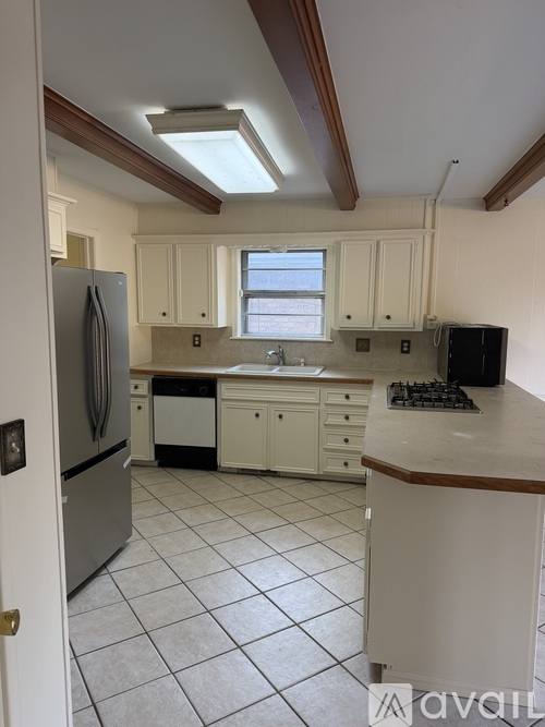 House for rent at 2611 S 94th E Ave, Tulsa, OK 74129