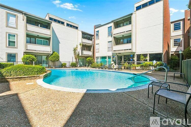 Apartment for rent at 1161 Lake Ave #116, Metairie, LA 70005