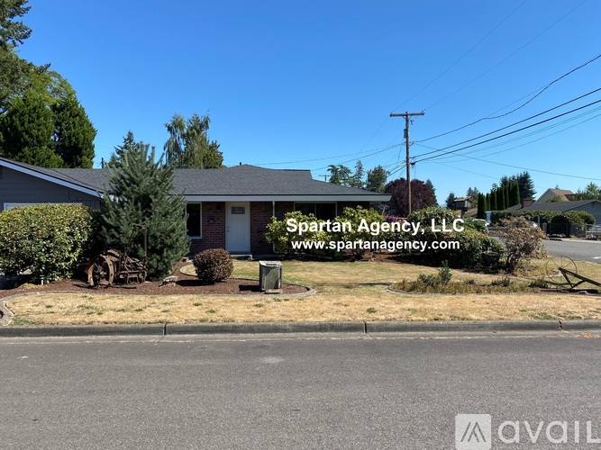 Apartment for rent at 1305 23rd St NW, Puyallup, WA 98371