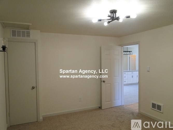 Apartment for rent at 1305 23rd St NW, Puyallup, WA 98371