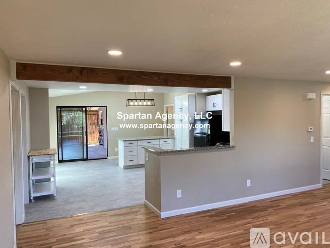 Apartment for rent at 1305 23rd St NW, Puyallup, WA 98371