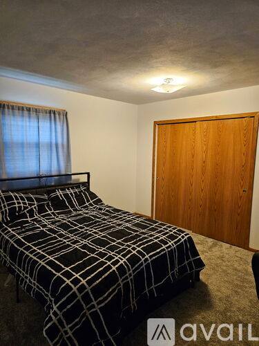 Apartment for rent at 327 6th St, Monroe, WI 53566