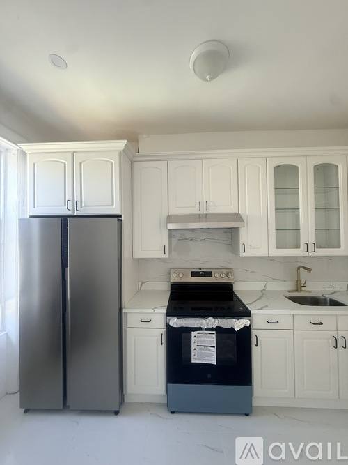 Apartment for rent at 75 09 61st St #2, Ridgewood, NY 11385
