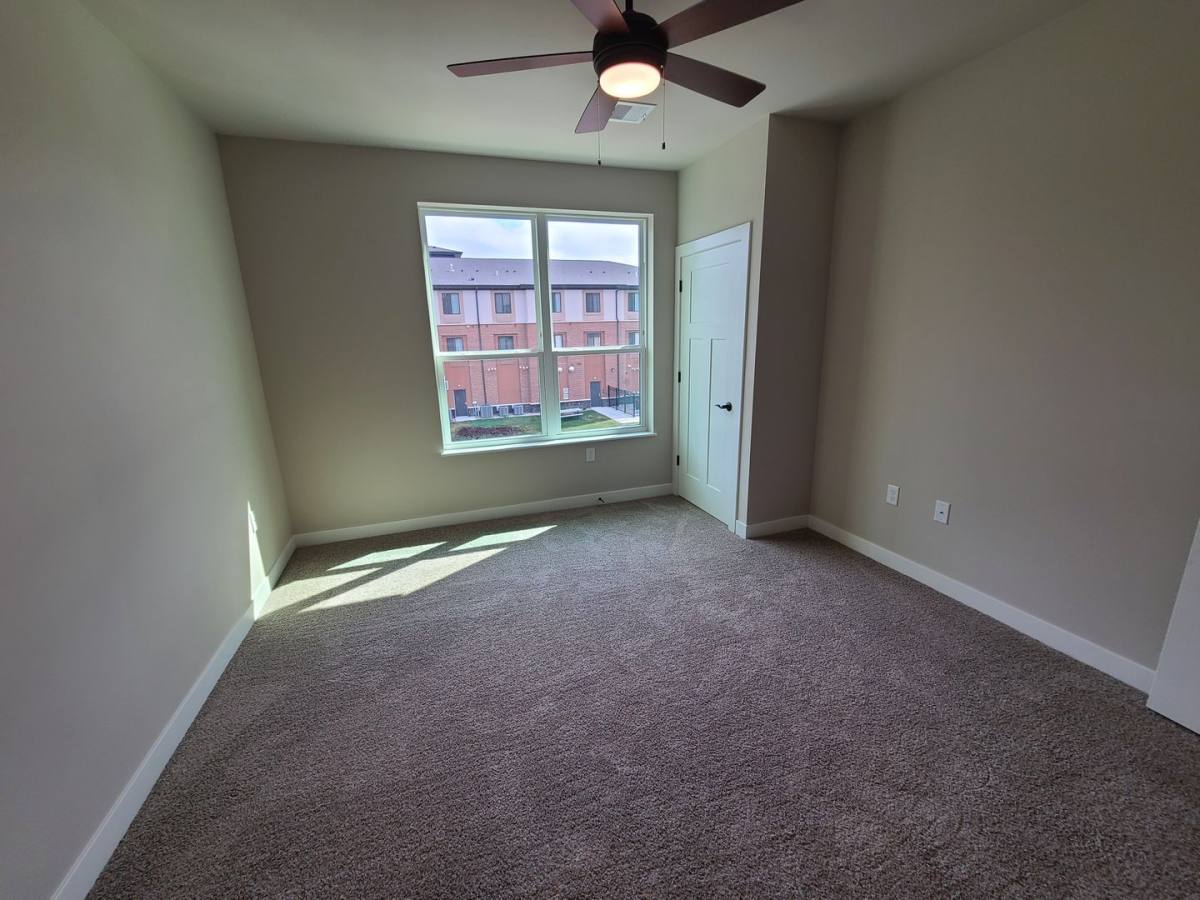 Apartment for rent at 124 Rosewood Ave, Oregon, WI 53575