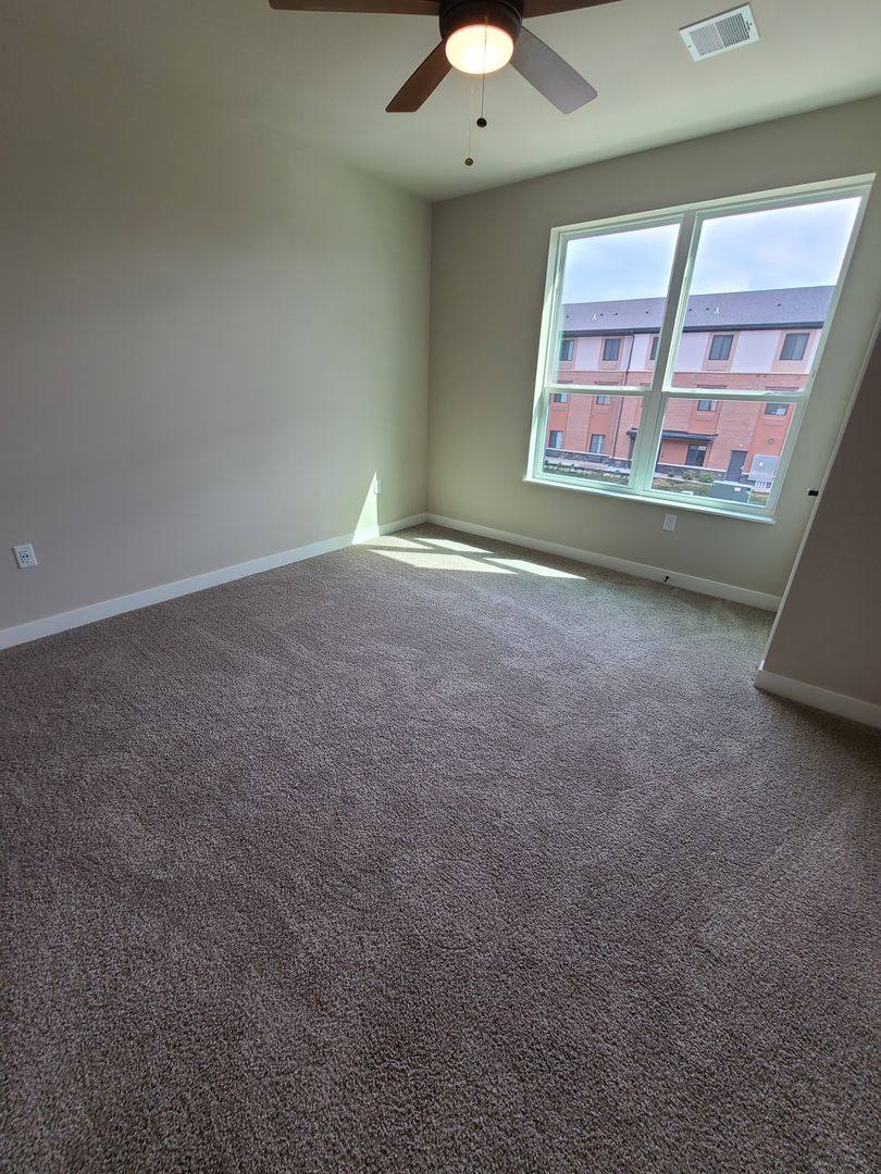 Apartment for rent at 124 Rosewood Ave, Oregon, WI 53575