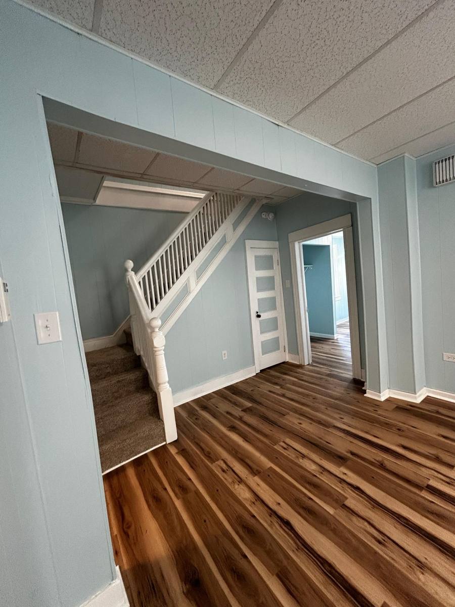 Apartment for rent at 305 Jackson St, Olyphant, PA 18447