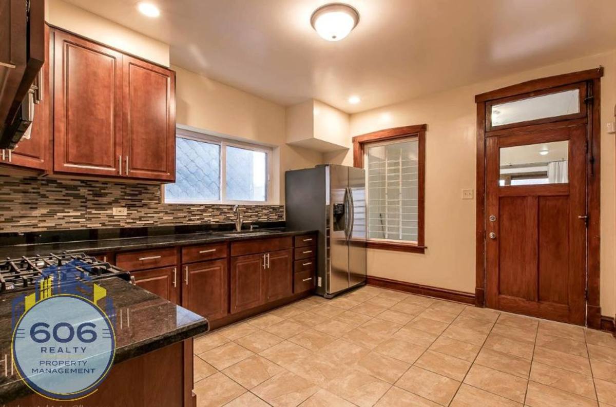 Apartment for rent at 2252 N Laramie Ave #1, Chicago, IL 60639