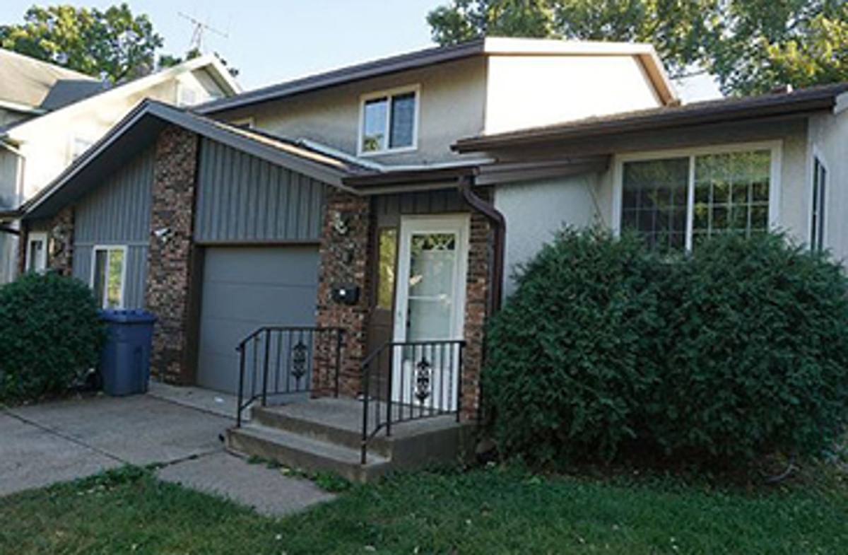 Townhouse for rent at 408-410 8th St SE, Minneapolis, MN 55414