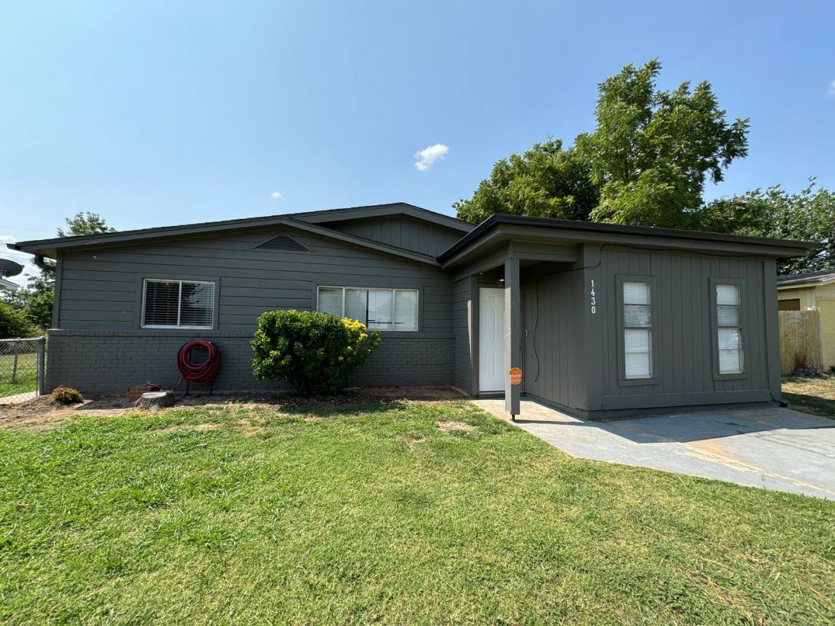 House for rent at 1430 NW Ozmun, Lawton, OK 73507