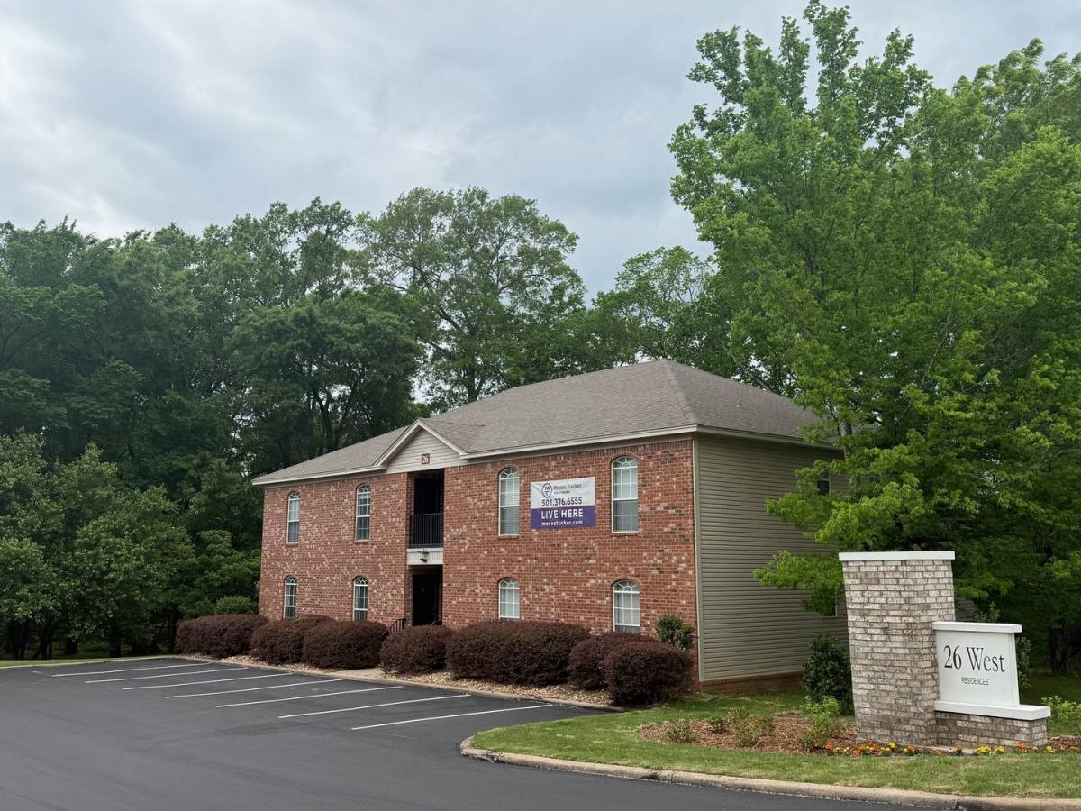 Apartment for rent at 2-26 Pinnacle Valley View, Little Rock, AR 72223