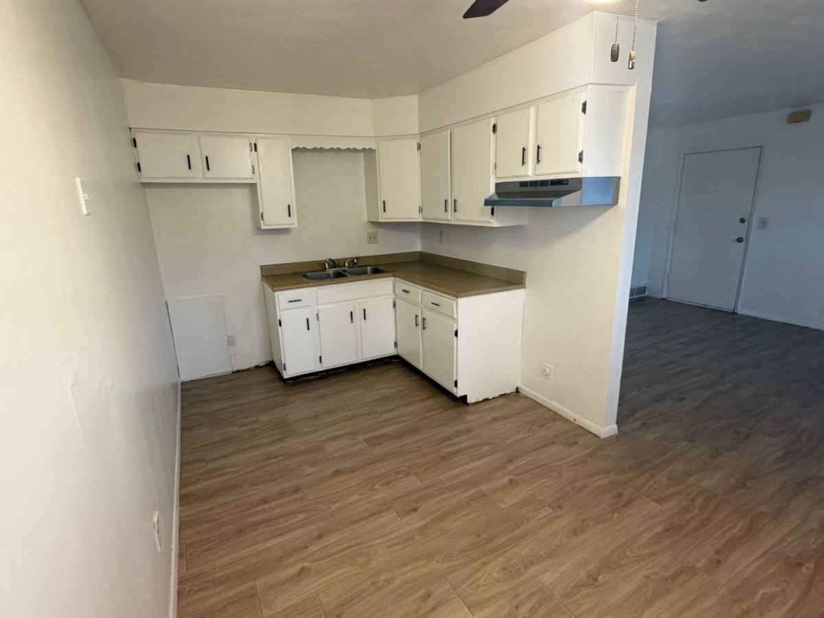 Apartment for rent at 702 W 63rd St, Davenport, IA 52806
