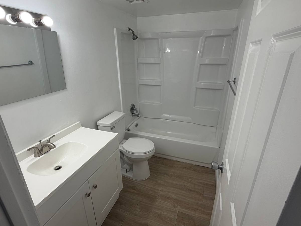 Apartment for rent at 702 W 63rd St, Davenport, IA 52806