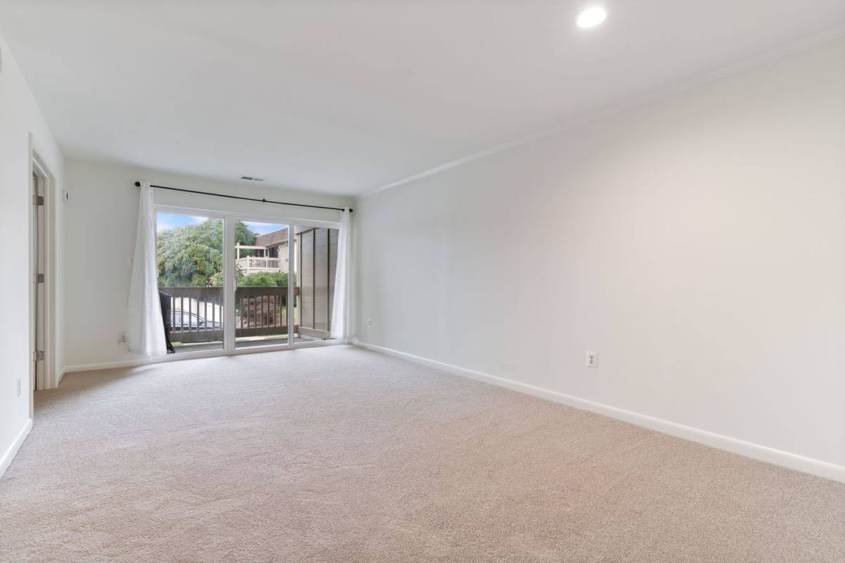 Condo for rent at 5766 Rexford Court #M, Springfield, VA 22152