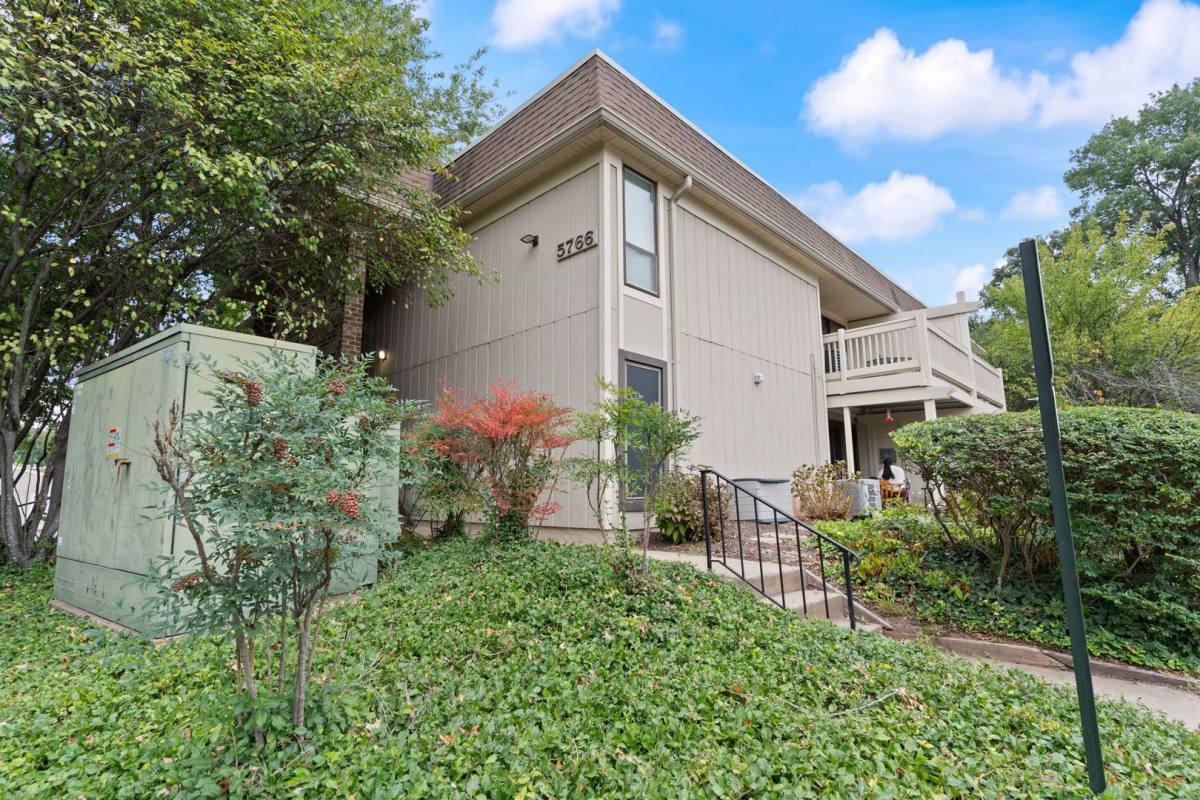 Condo for rent at 5766 Rexford Court #M, Springfield, VA 22152