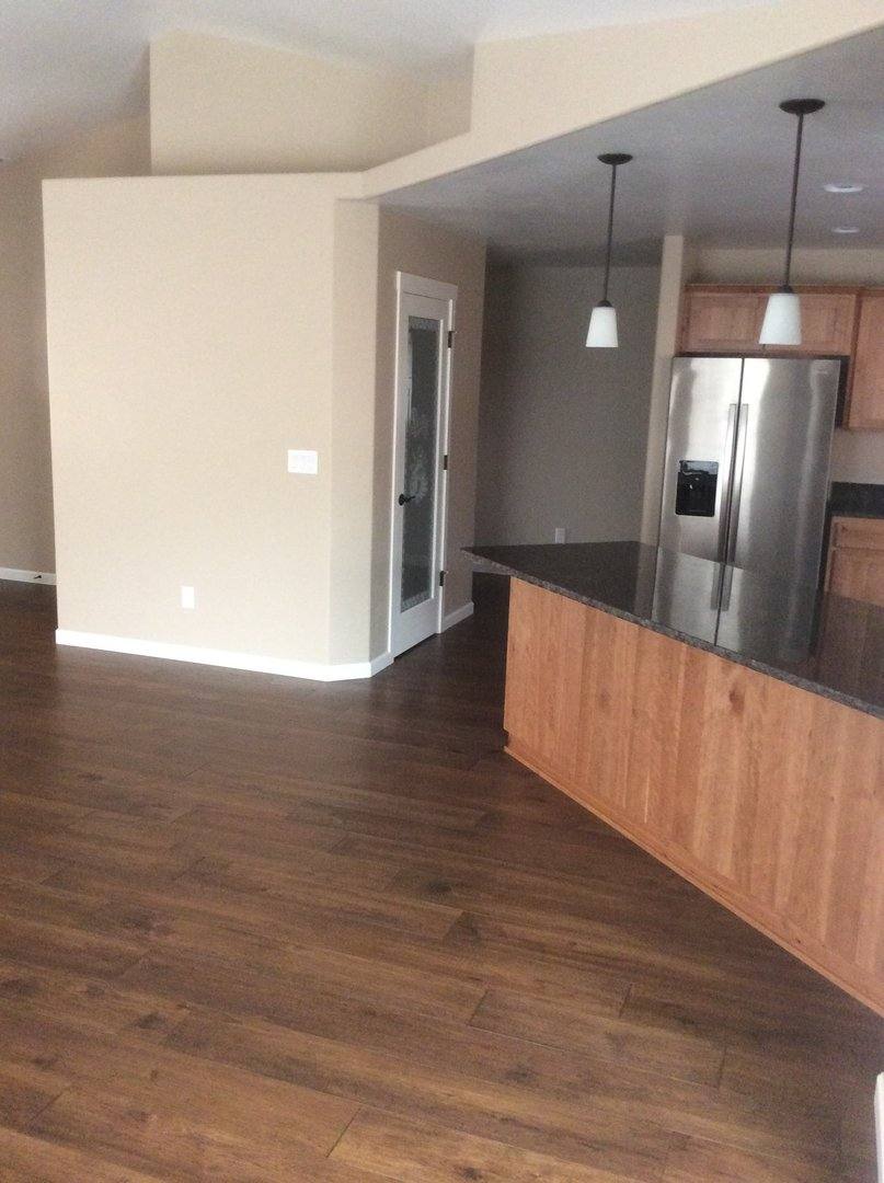 House for rent at 201 SE Briggs Way, Grants Pass, OR 97527