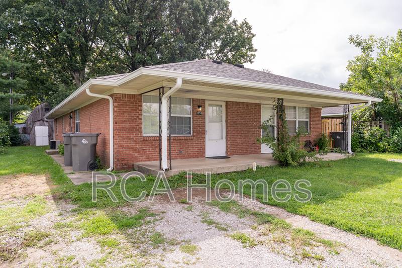 House for rent at 3859 S State Ave, Indianapolis, IN 46227