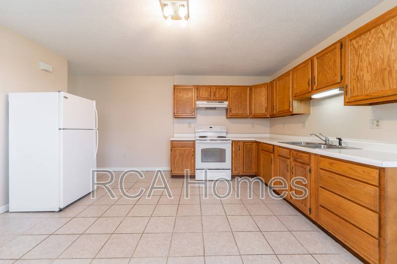 House for rent at 3859 S State Ave, Indianapolis, IN 46227