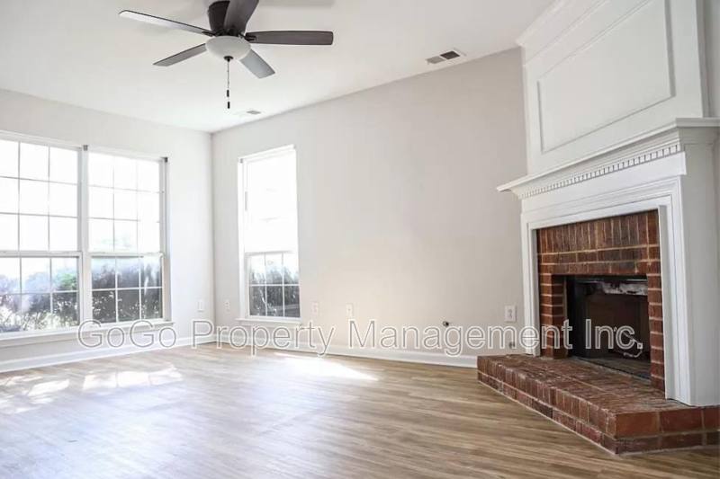 House for rent at 105 Fairview Lake Way, Simpsonville, SC 29680