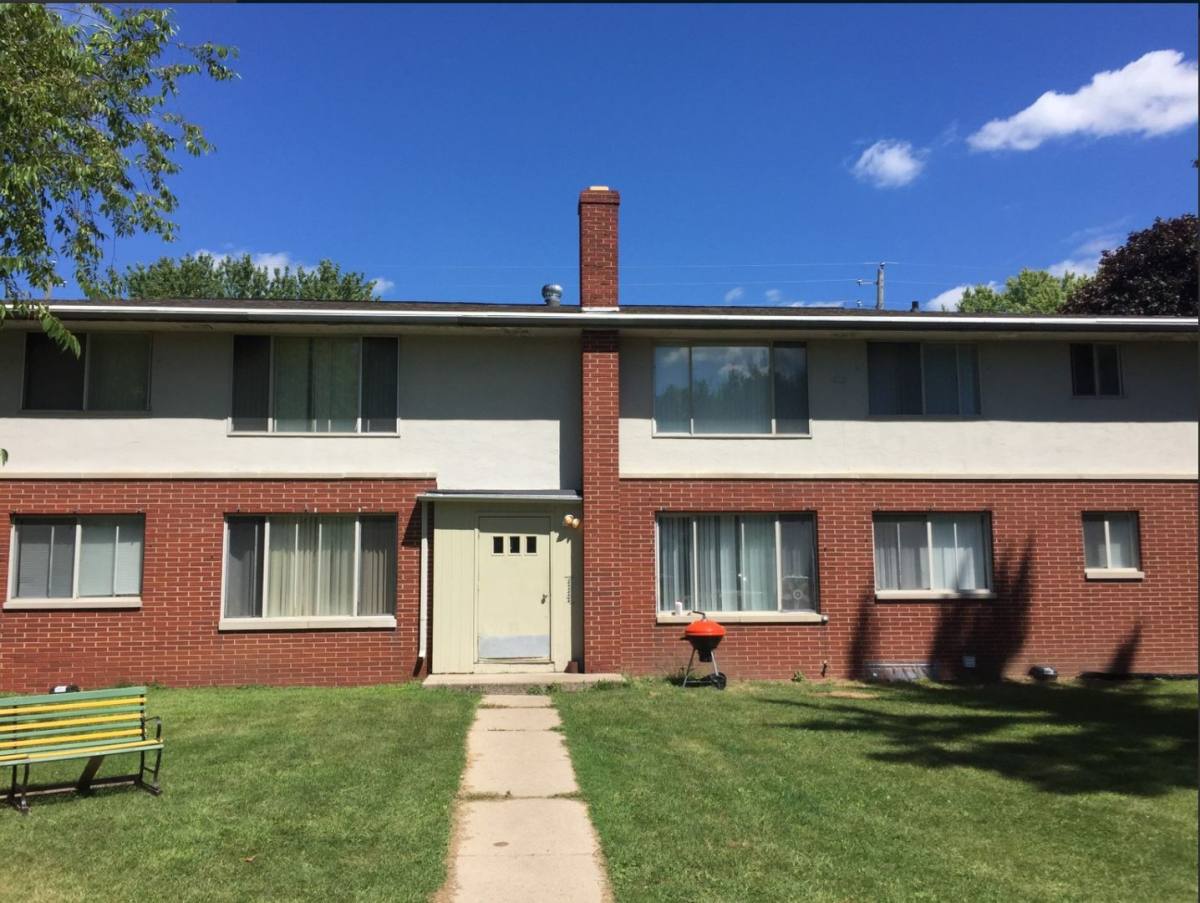 Apartment for rent at 1287 Shawano Ave, Green Bay, WI 54303
