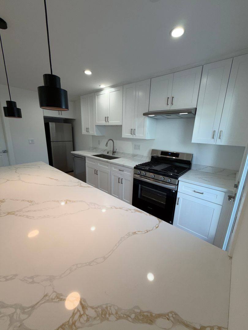 Apartment for rent at 6858-6860 Shoup Ave, West Hills, CA 91307