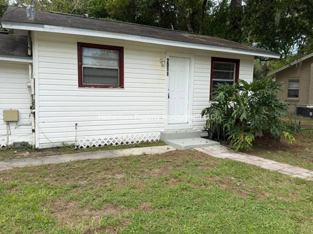 House for rent at 2011 Fairbanks St, Tampa, FL 33604