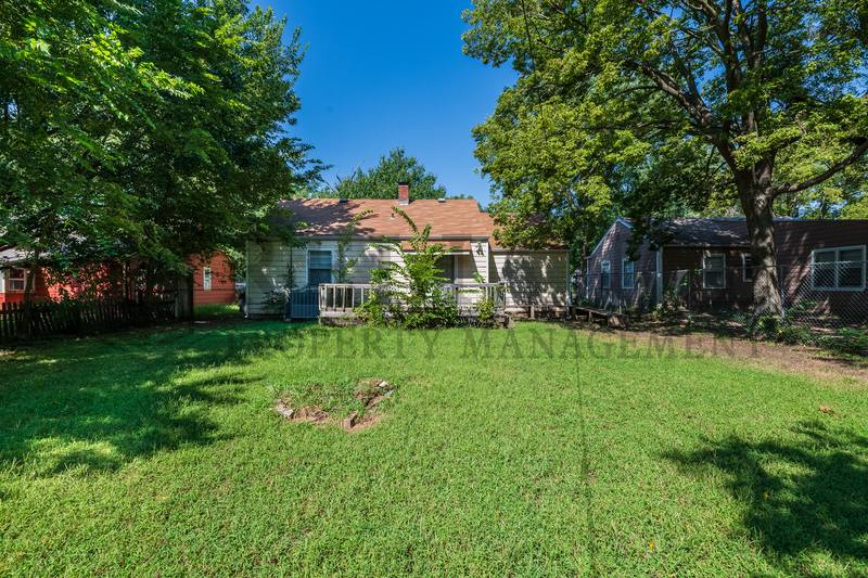 House for rent at 2514 S Mead St, Wichita, KS 67216