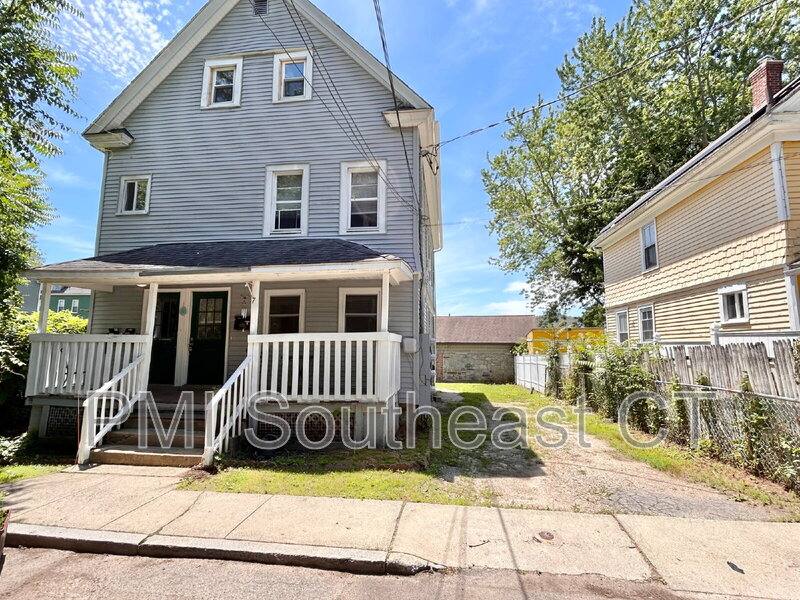 Apartment for rent at 7 Griswold Court #1, New London, CT 06320