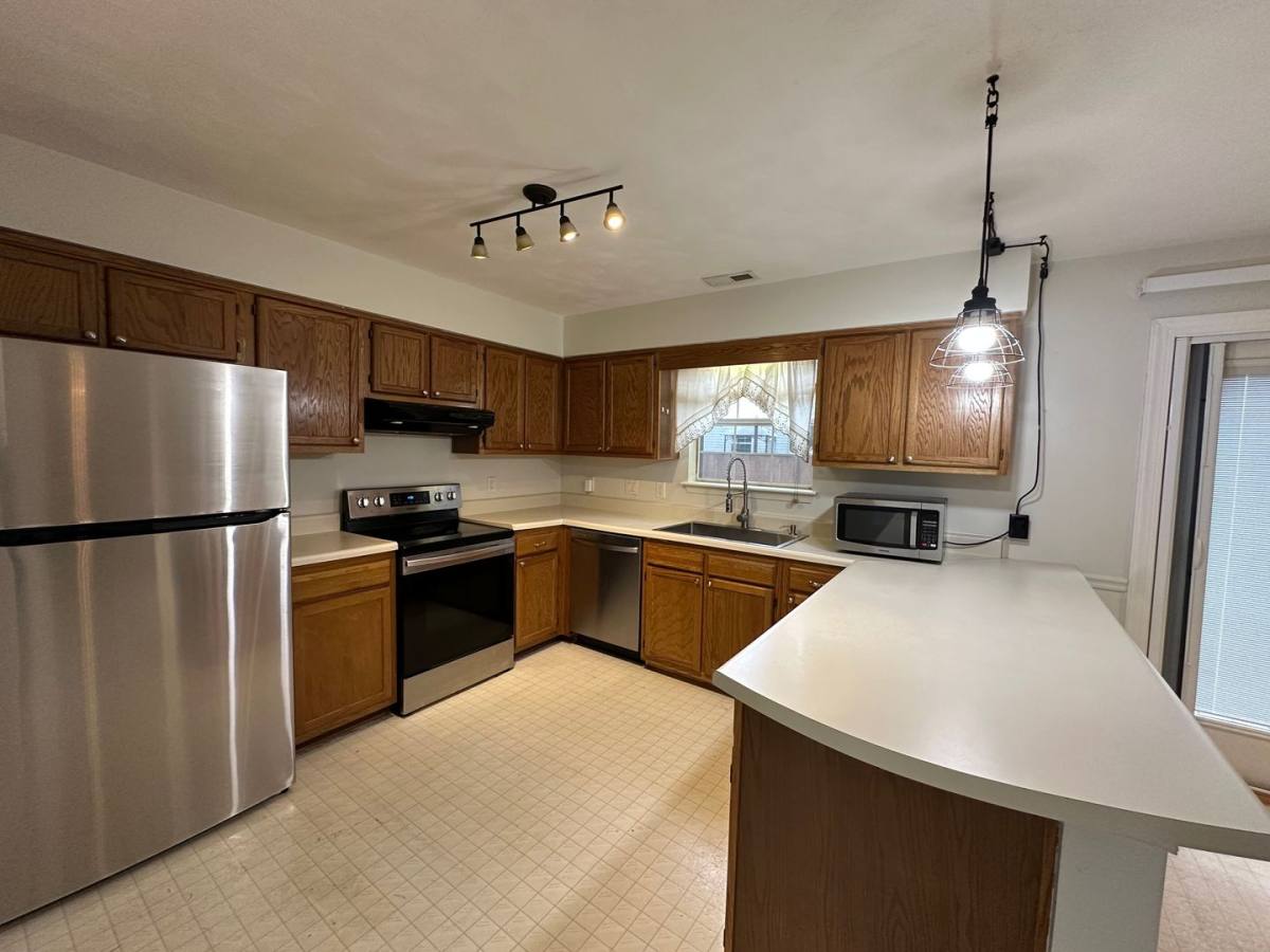 House for rent at 912 Bellgate Court, Newport News, VA 23602