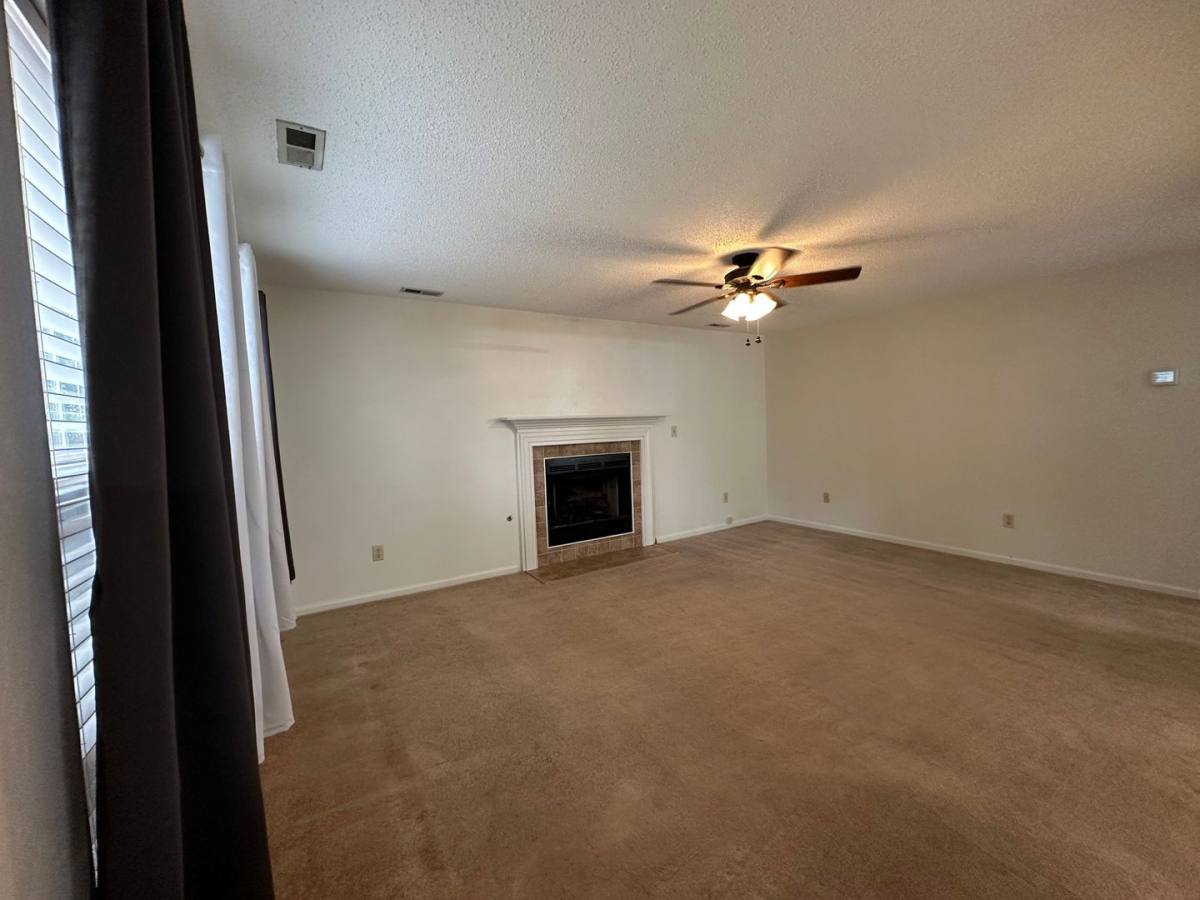 House for rent at 912 Bellgate Court, Newport News, VA 23602