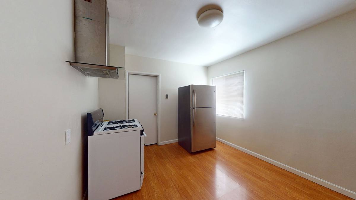 Apartment for rent at 22815 Grand St, Hayward, CA 94541