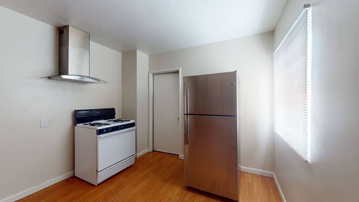 Apartment for rent at 22815 Grand St, Hayward, CA 94541