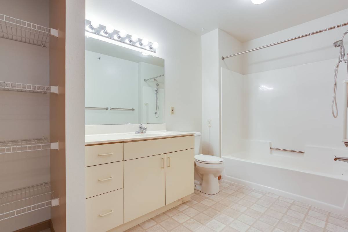Apartment for rent at 4600 S Nicholson Ave, Cudahy, WI 53110