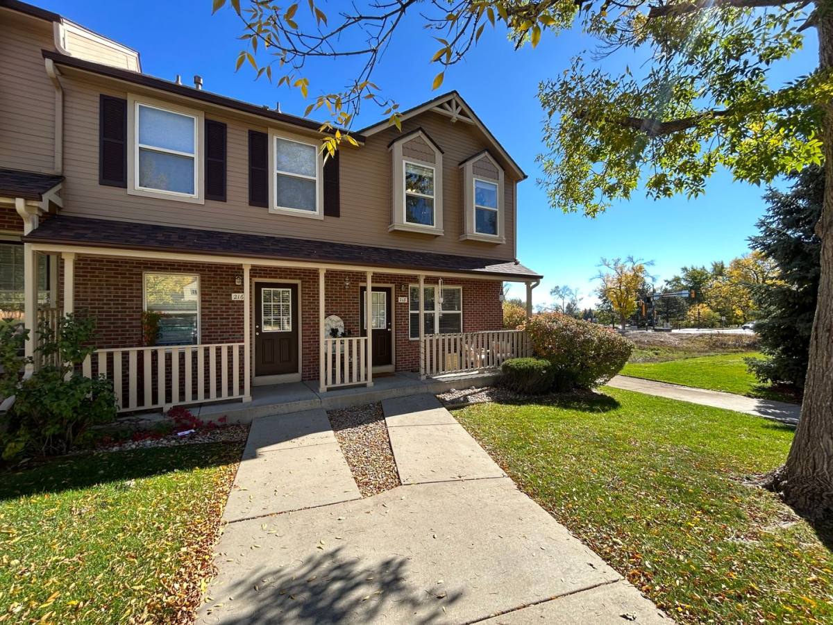 Townhouse for rent at 216 Pheasant Run, Louisville, CO 80027
