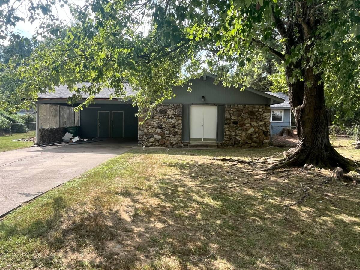 House for rent at 8 Lybrand Dr, Sherwood, AR 72120