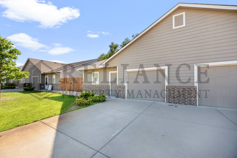 House for rent at 5515 S Victoria St #1, Wichita, KS 67216