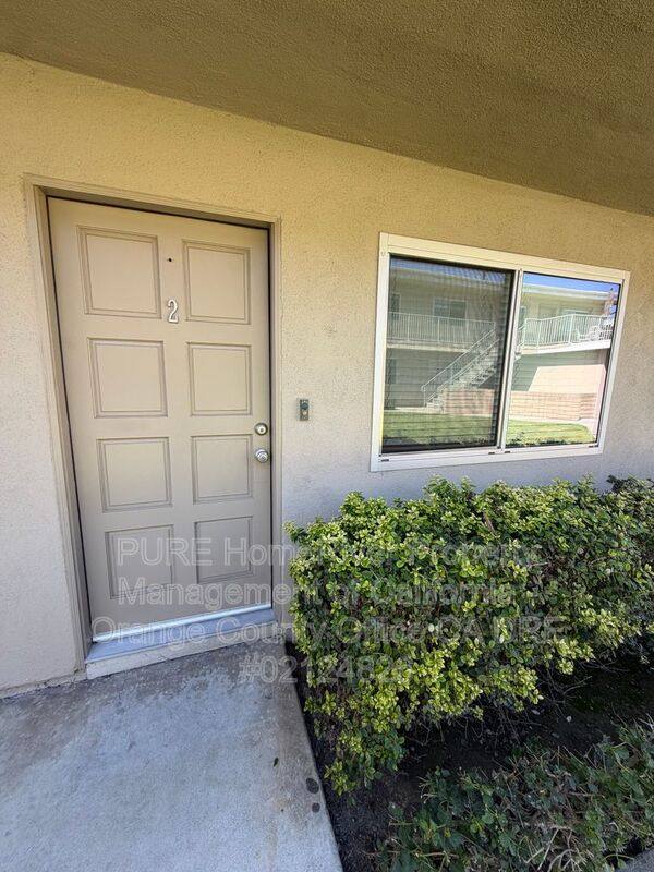 Apartment for rent at 401 Memphis Ave #2, Huntington Beach, CA 92648