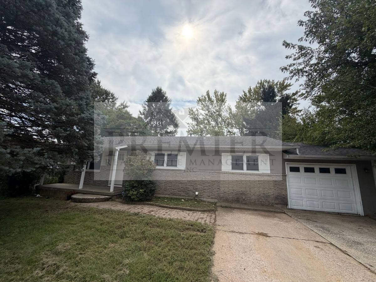 House for rent at 11215 E 51st St, Kansas City, MO 64133