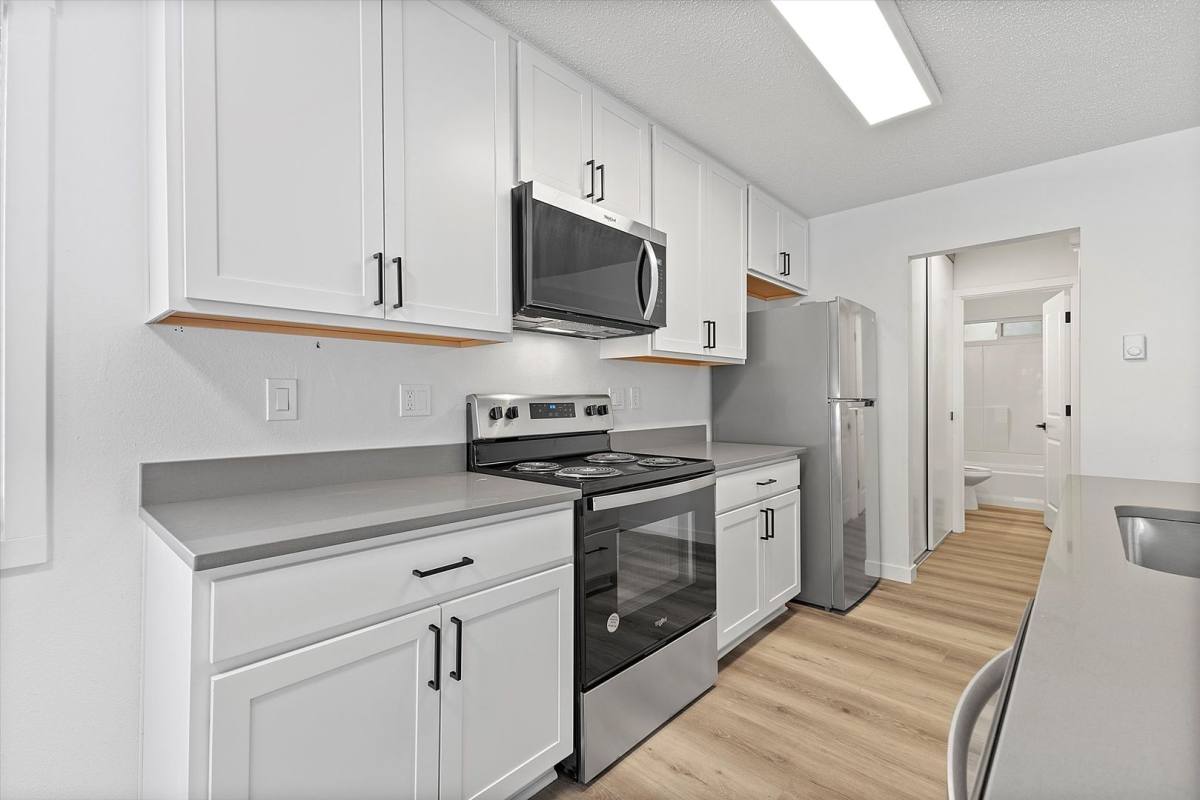 Apartment for rent at Veneta Marie, 11900 SW 5th St, Beaverton, OR 97005
