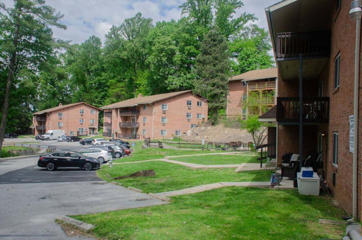 Apartment for rent at 1901 W Chester Pike, Havertown, PA 19083
