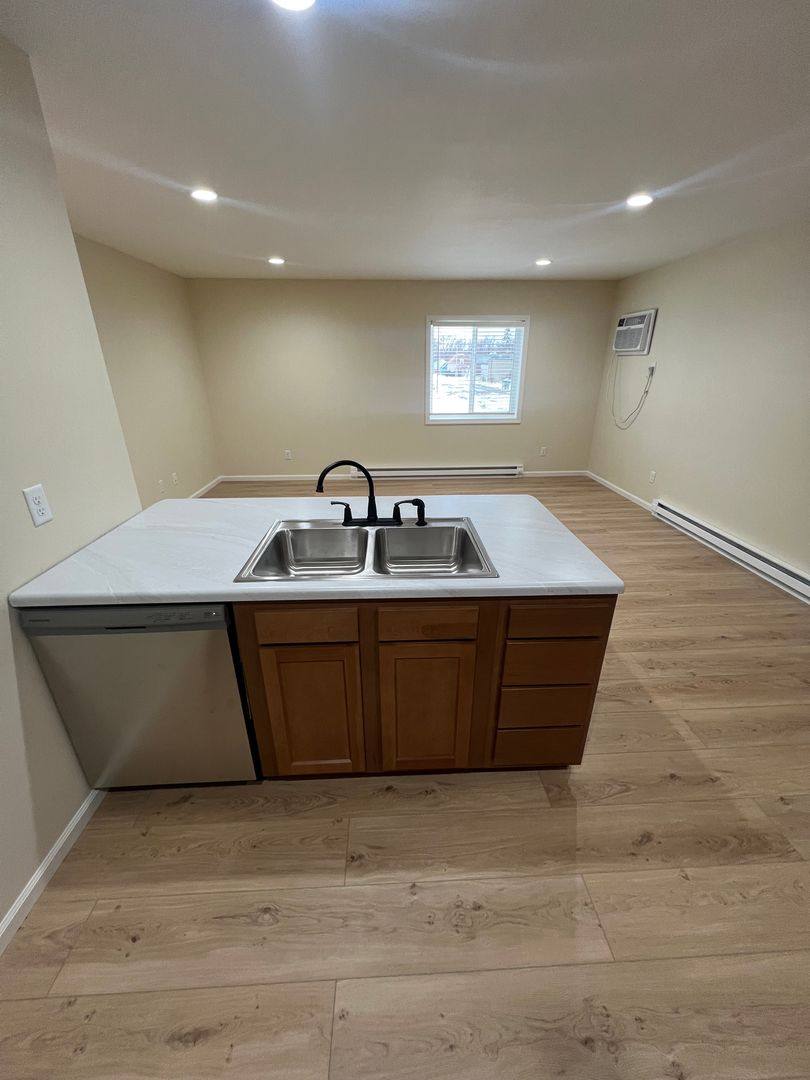 Apartment for rent at 1024 S Lincoln, Aberdeen, SD 57401