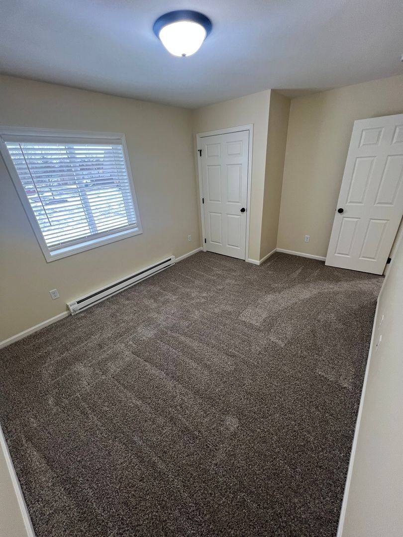 Apartment for rent at 1024 S Lincoln, Aberdeen, SD 57401