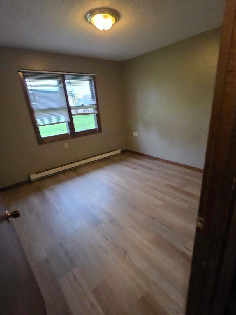 Apartment for rent at 304 Fairburn St, Fonda, IA 50540