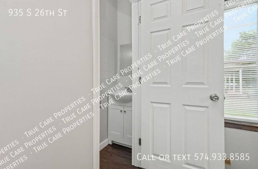 House for rent at 935 S 26th St, South Bend, IN 46615