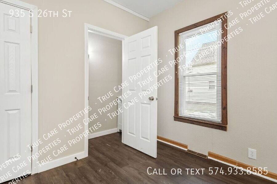 House for rent at 935 S 26th St, South Bend, IN 46615