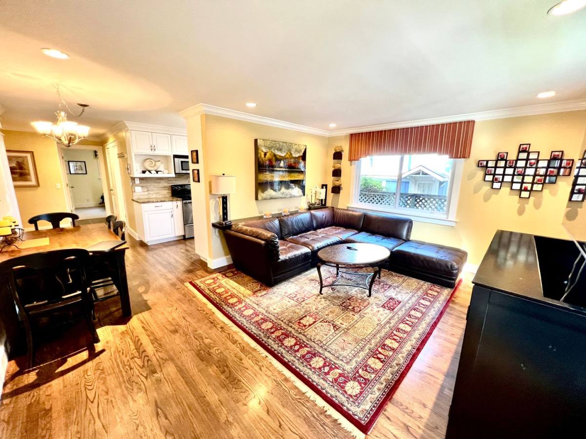 House for rent at 146 16th St, Pacific Grove, CA 93950